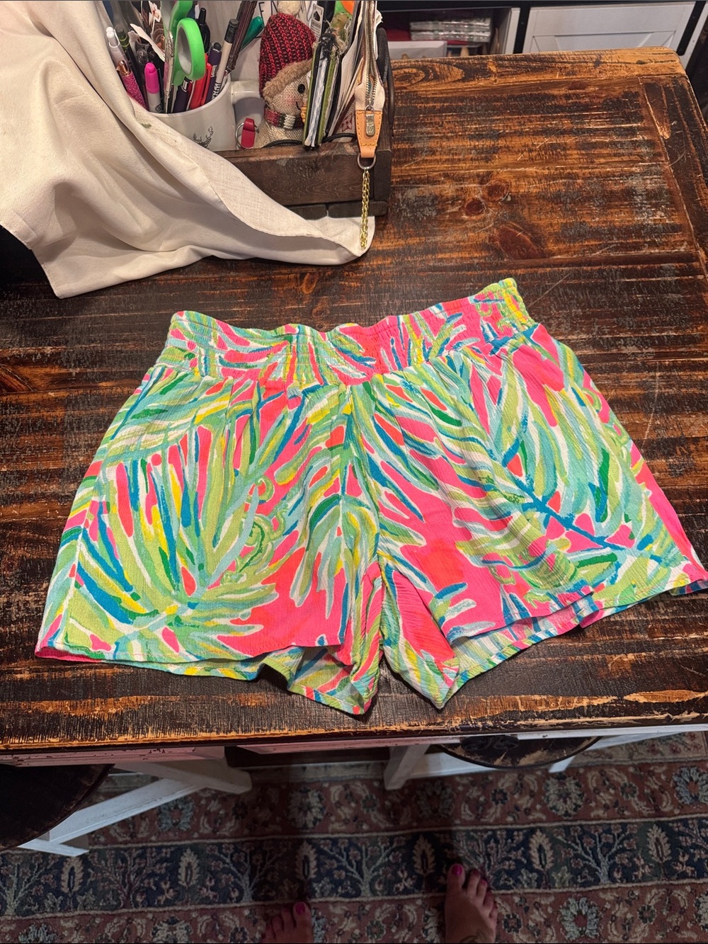 Lilly Pulitzer Kat Royal Lime Shorts NWT Size Medium